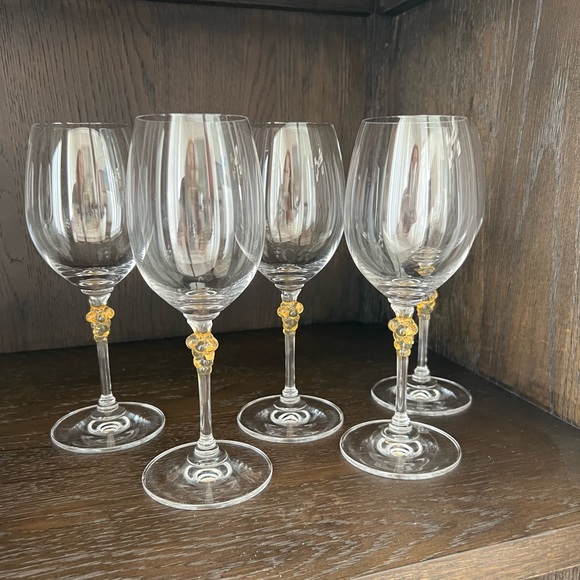 Mikasa Dining Chablis By Mikasa White Wine Glasses With Gold Grapes